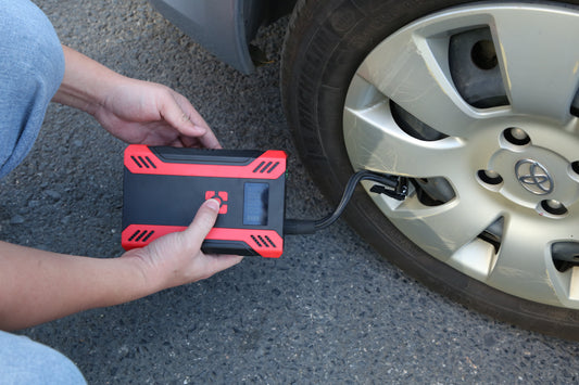 1Pc Car Jump Starter With Air Compressor Portable Car Battery Booster With Digital Tire Inflator With 2000mAh Peak Current For 12V Car 6.5L Gas Or 4.0L Diesel Engines