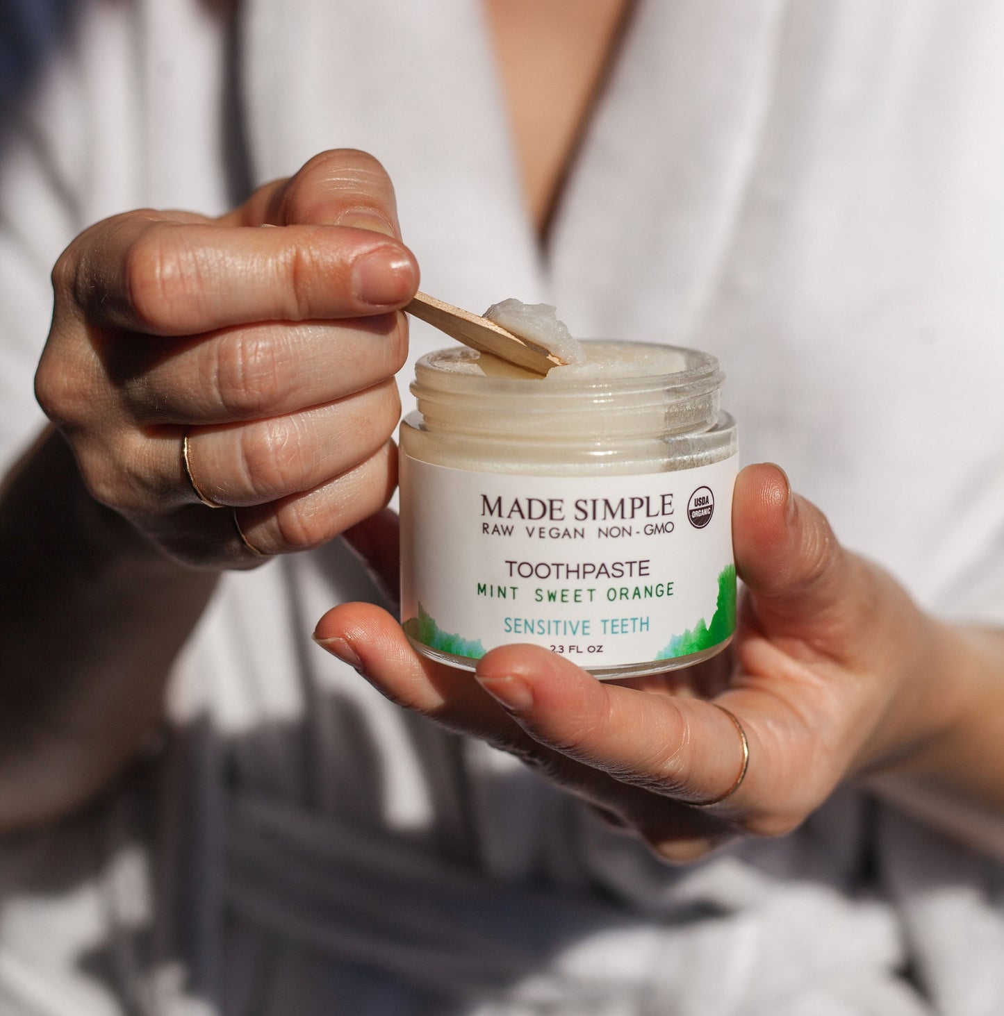 Mint Sweet Orange Toothpaste - Certified Organic, Vegan & Cruelty-free - Look Good Store